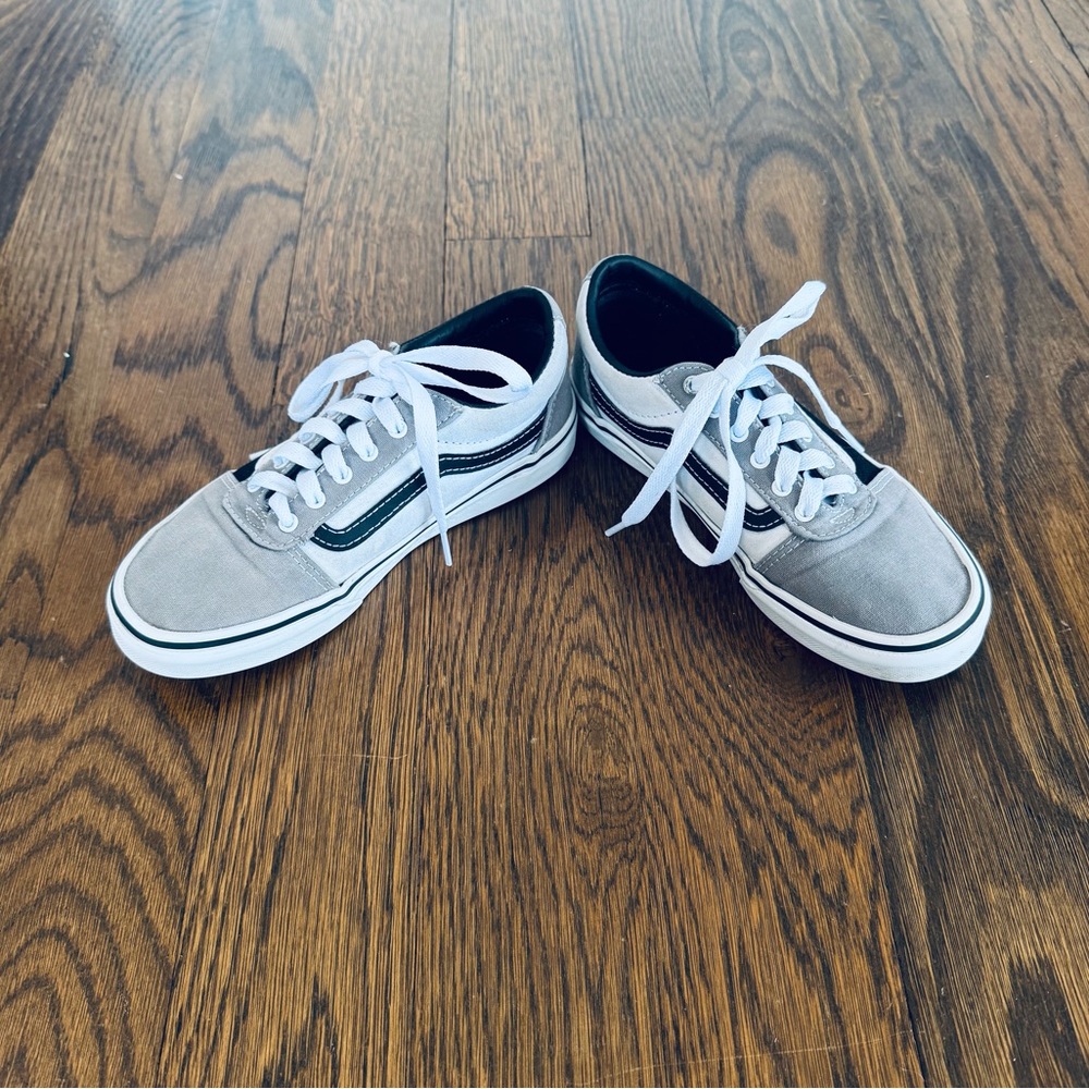 Excellent Condition Canvas Vans Kids Sneakers in Gray and Black with Red Accent